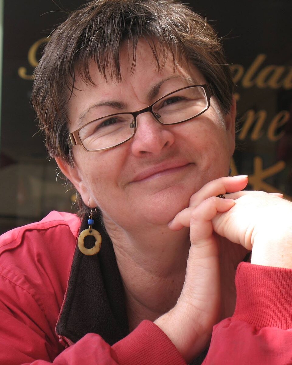Denise Diehl, author